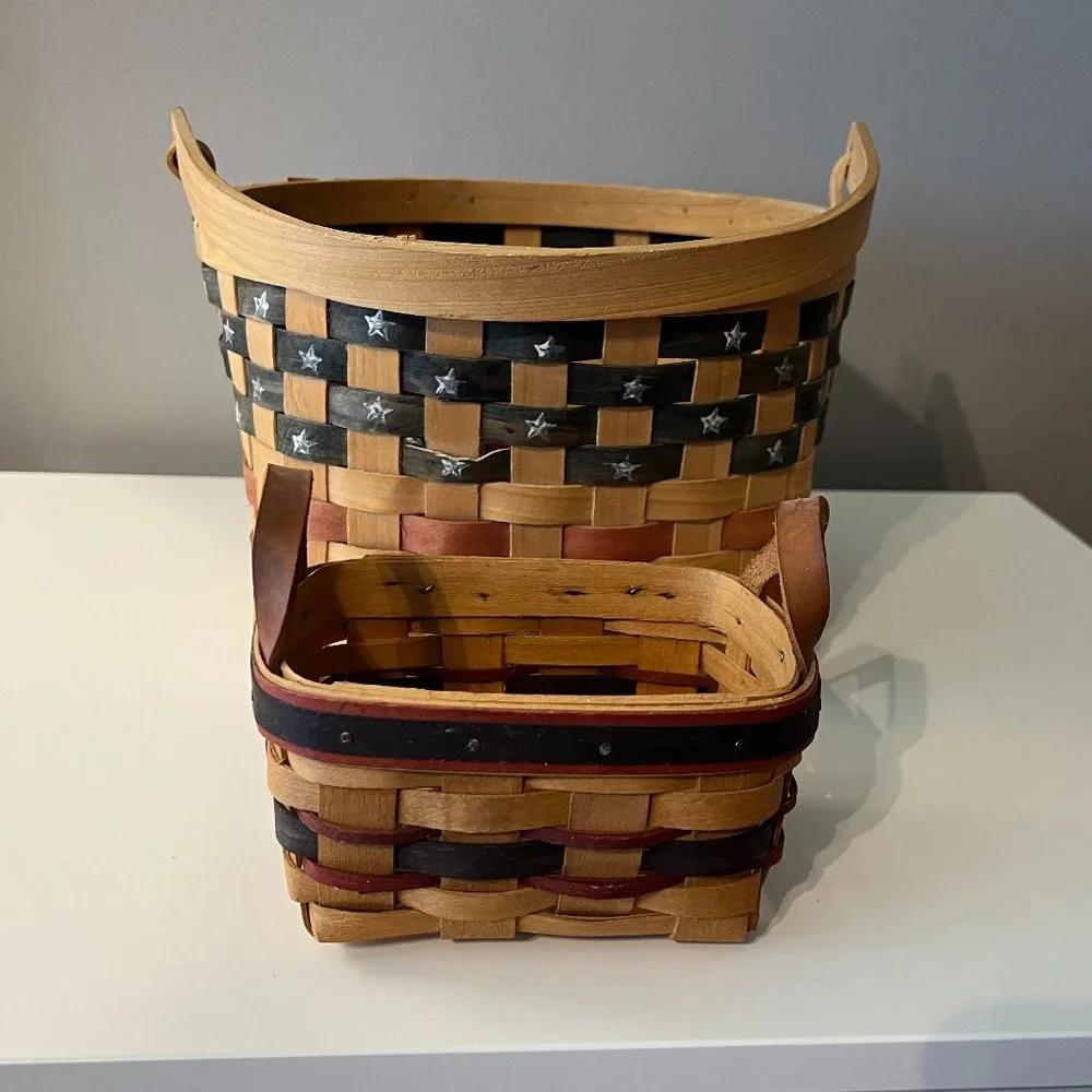 Lot of 2 Baskets